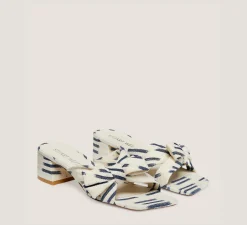 Store CHANGE LOCATION The SW Extended Sizes Collection|Sandals