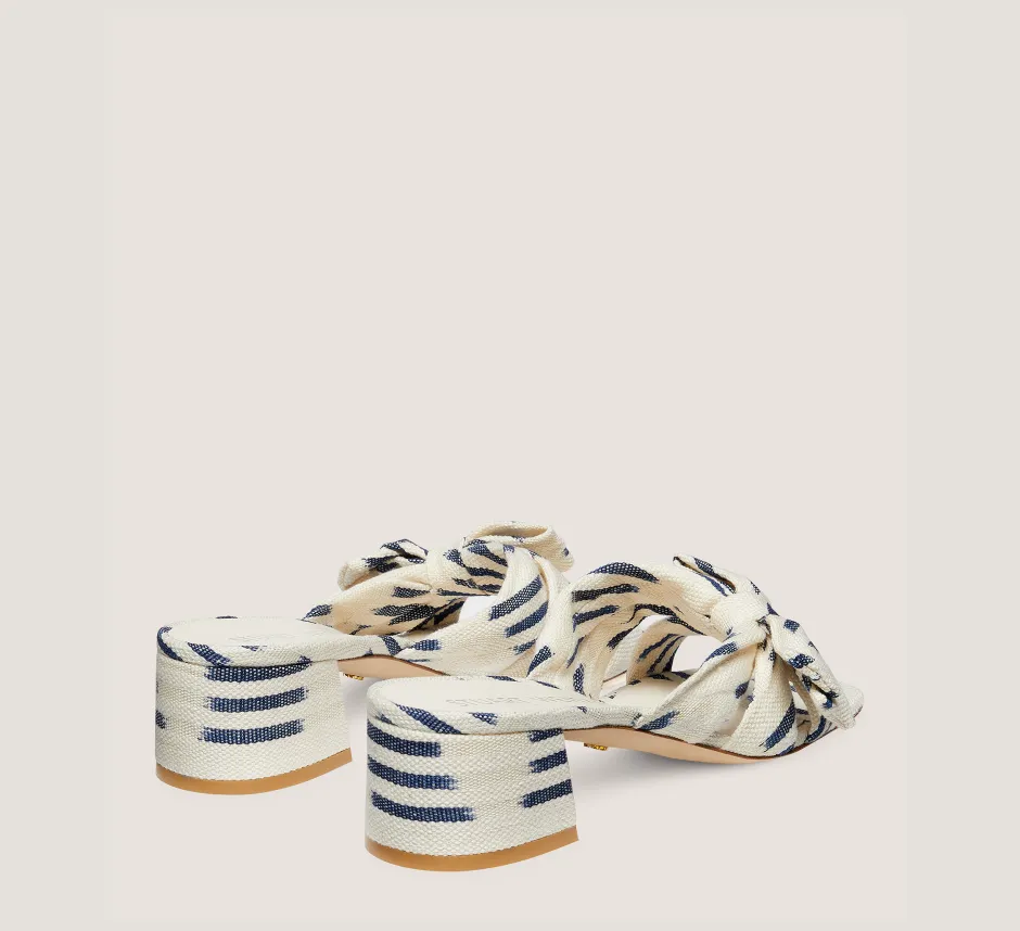 Store CHANGE LOCATION The SW Extended Sizes Collection|Sandals